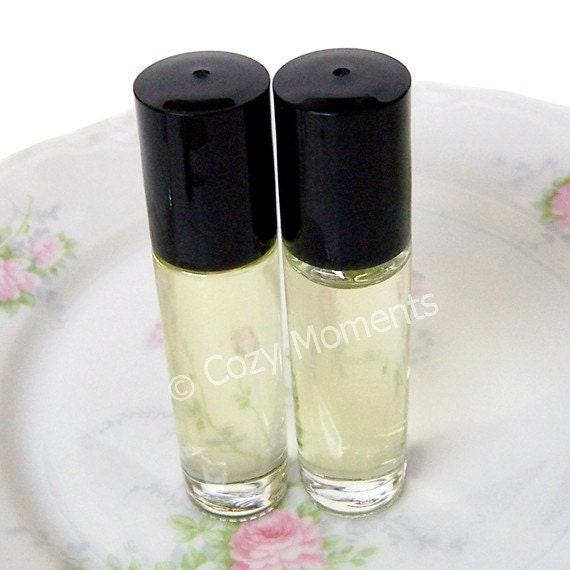 Christmas Wish scented Roll On Perfume Oil