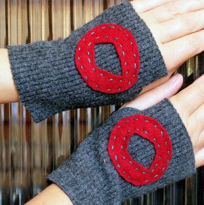 Hand Warmers Wrist Warmers Short Fingerless Gloves- Grey with Red Handstitched Circle