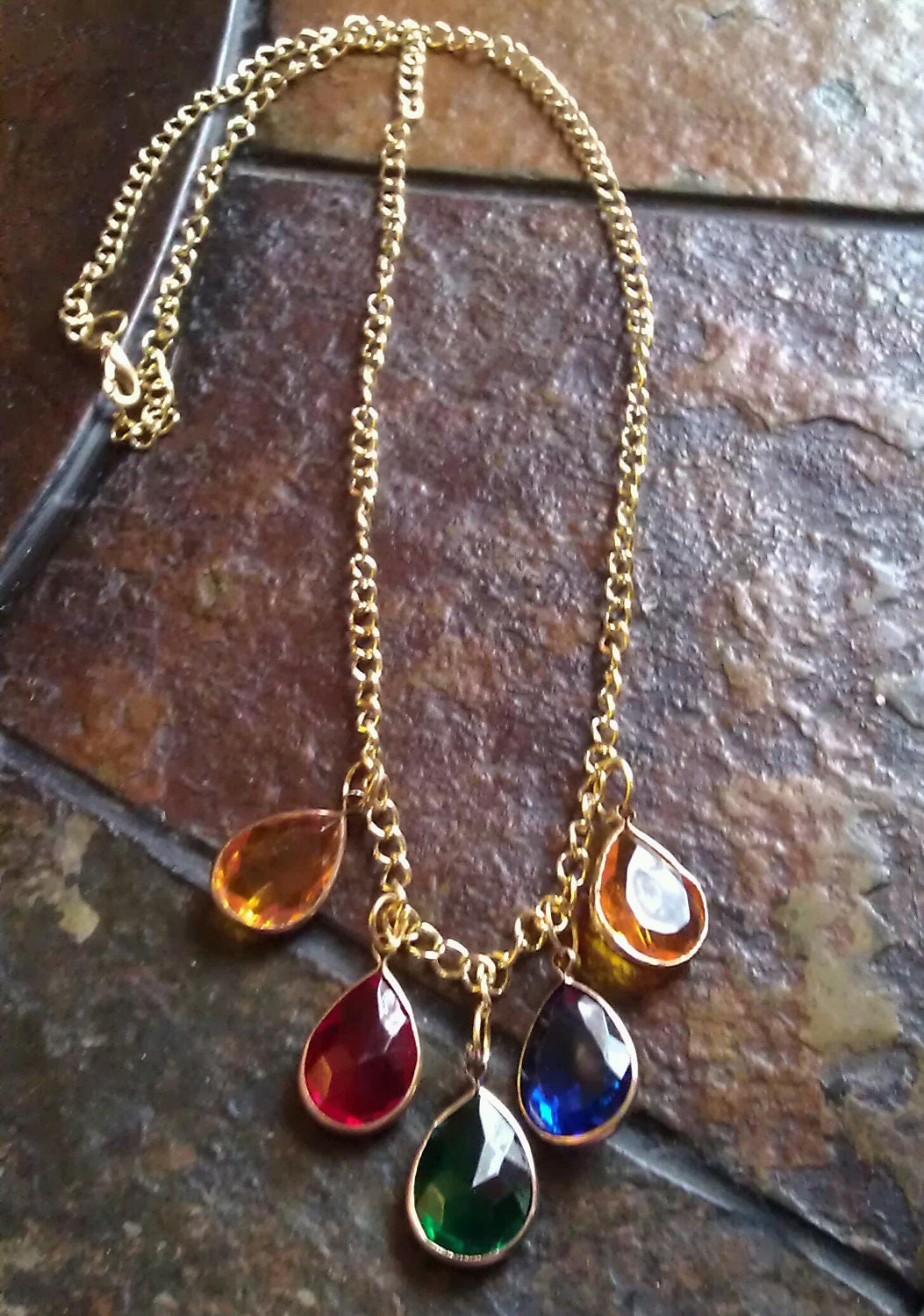 Opulence Lucite Teardrop Chain necklace