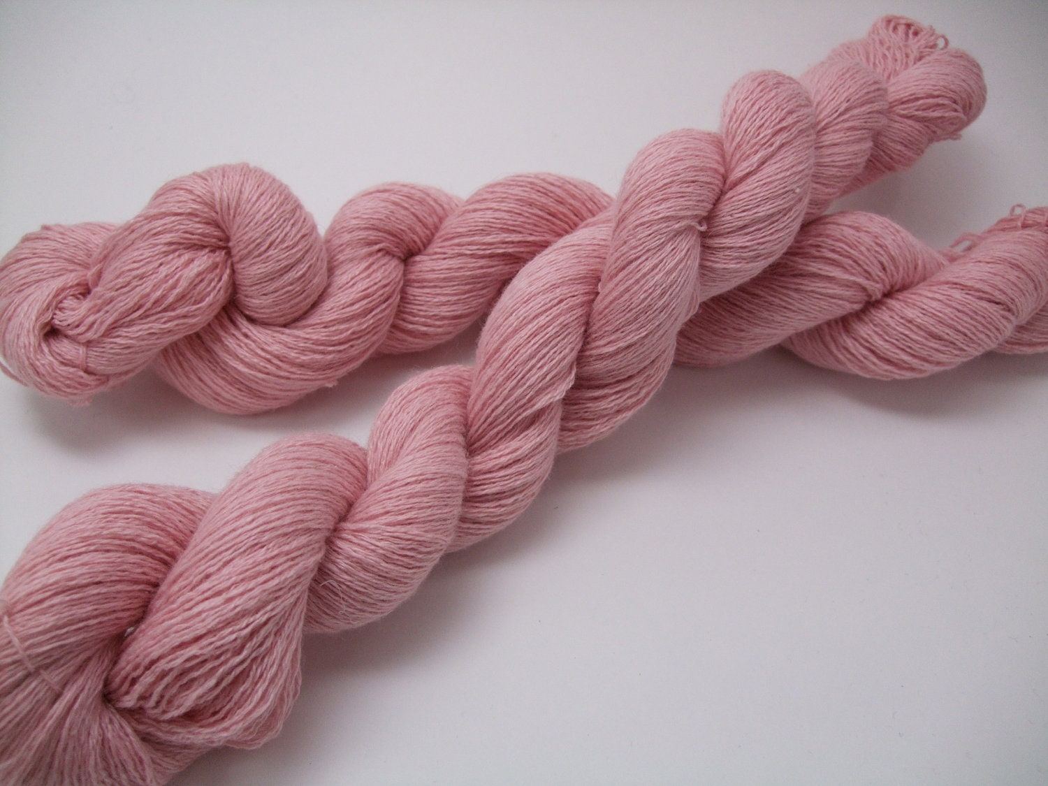 Recycled yarn - pink silk/cashmere blend, lace weight