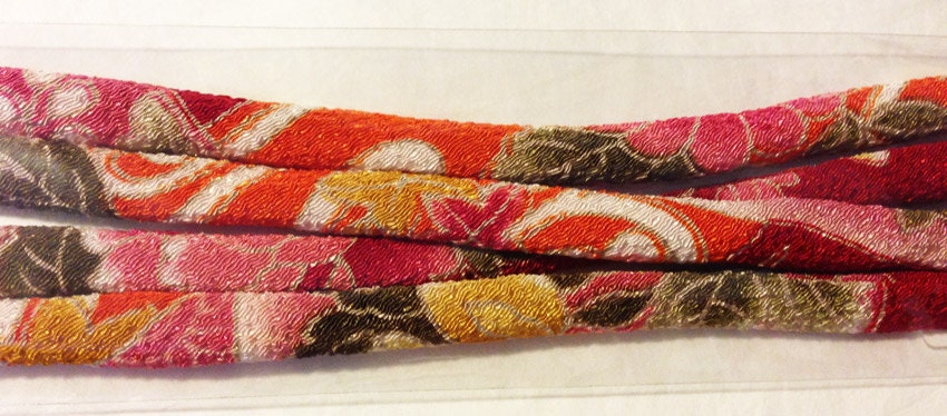 Japanese Inazuma chirimen cord in red pink and orange 813A