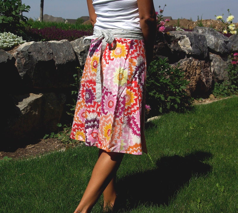 Cassandra- wrap skirt size M/L