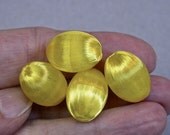 Vintage SILK Beads Japanese LEMON YELLOW 19mm Oval pkg4 slk-22