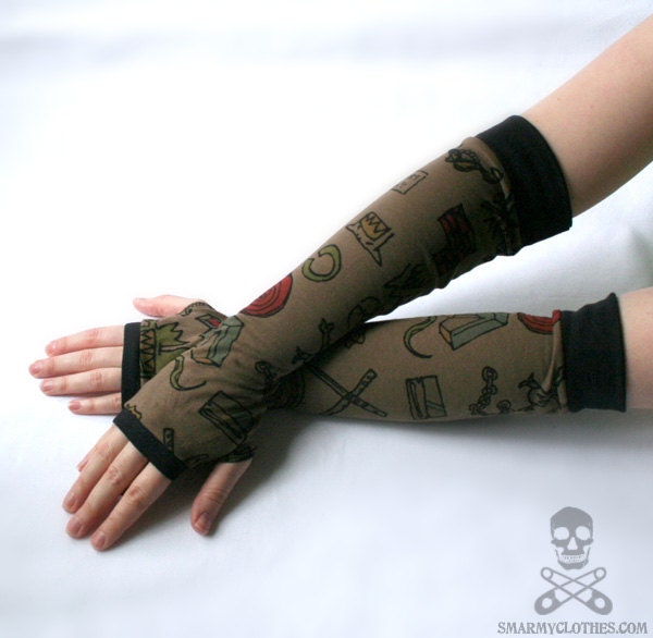 Graffiti sketch fingerless gloves armwarmers - smarmyclothes diy punk scene