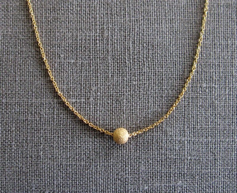 Tiny Gold Dot Necklace /  Simple Gold Necklace / Tiny Gold Necklace / Delicate Dainty Gold Necklace