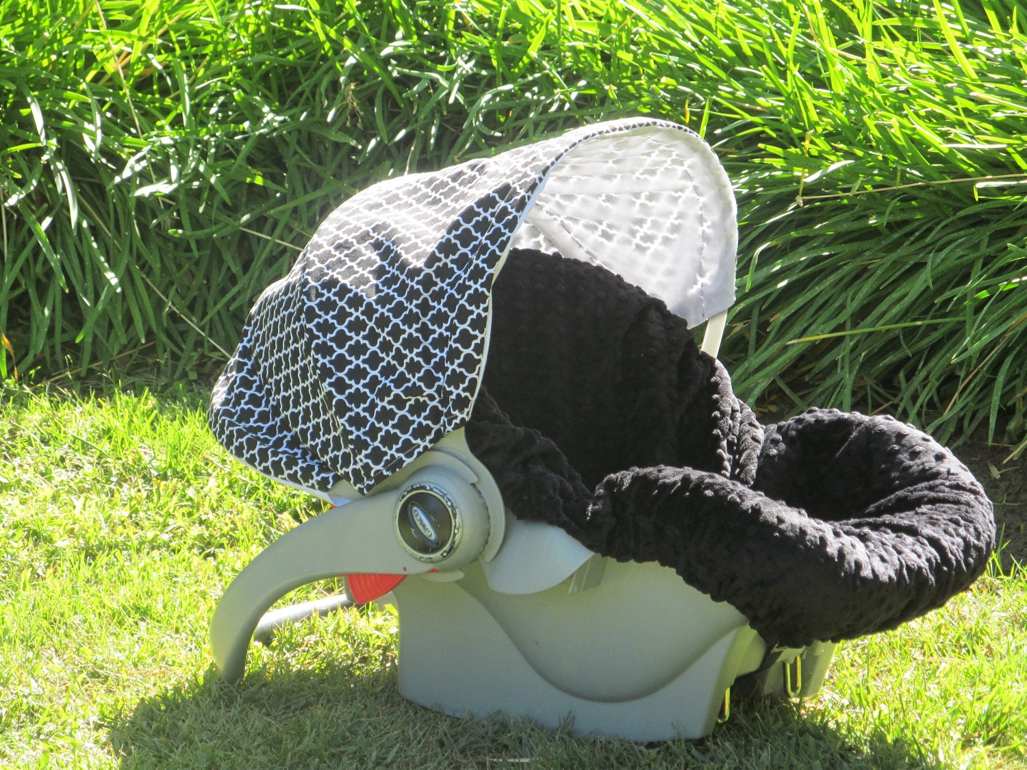 Infant Car Seat Cover- Black & White Bell