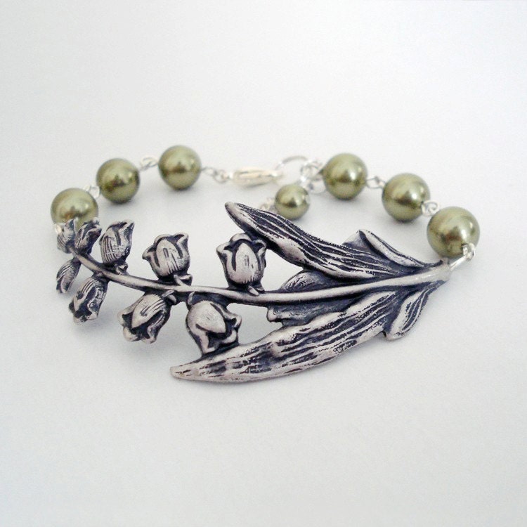 Lily Twig Bracelet - Friendship bracelet, Charm bracelet, Bangle- lily floral leaf, birthday gift, olive green pearls