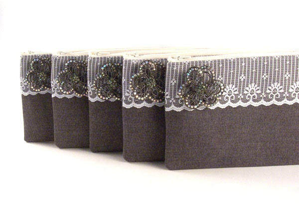 Bridesmaids Gifts -Custom Purses -Bags- Wedding Clutches- Bridesmaids Clutches- 5 GREY Clutches with RHINESTONE Brooch