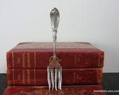 1908 Silver Serving Fork The Vineyards Pattern La Vigne