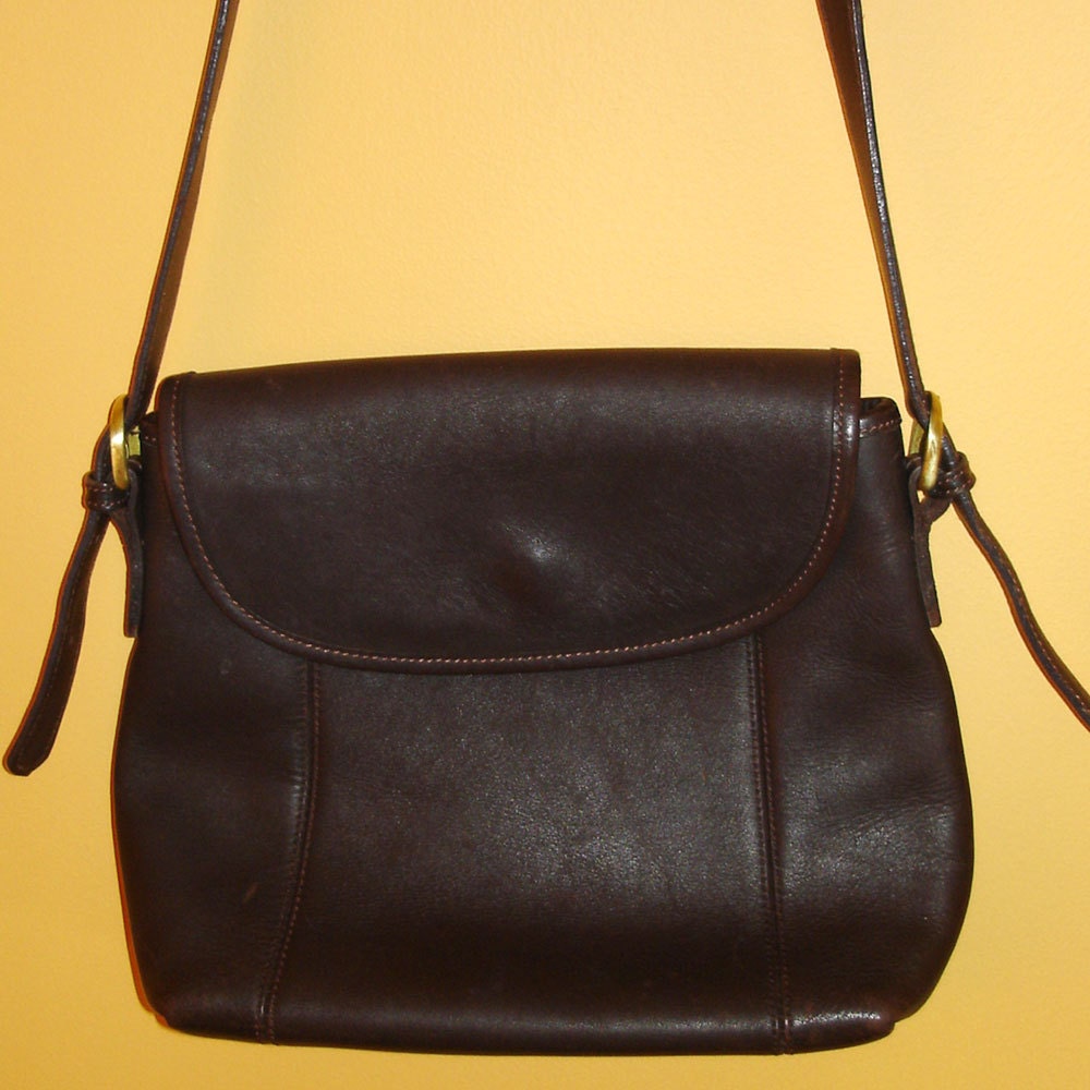 vintage sturdy brown leather Coach style purse