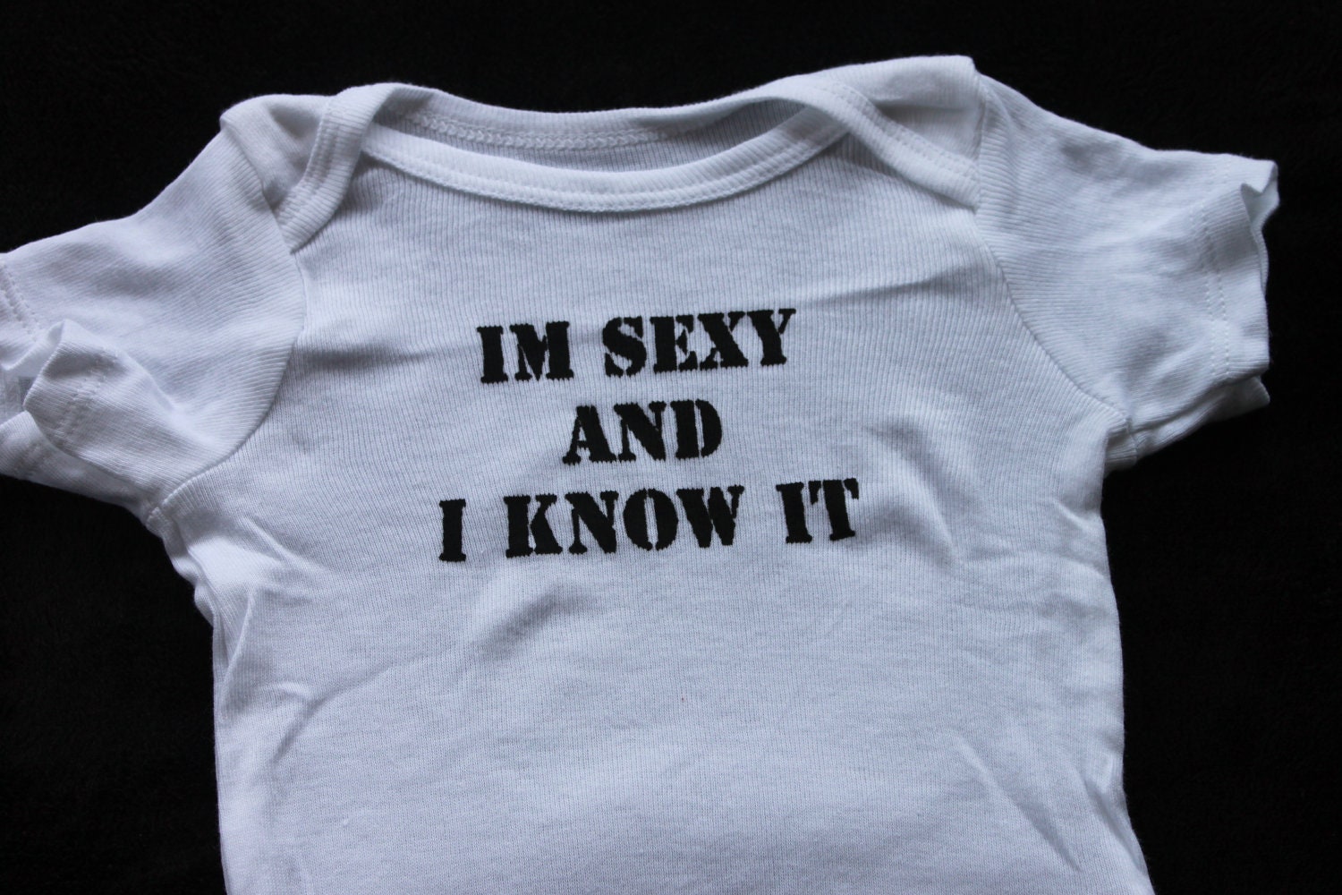 SPRING SALE Cute Funny Baby Onesie Bodysuit Boy or Girl Im SEXY and I know it  Infant Baby Humor Creeper Childrens clothing