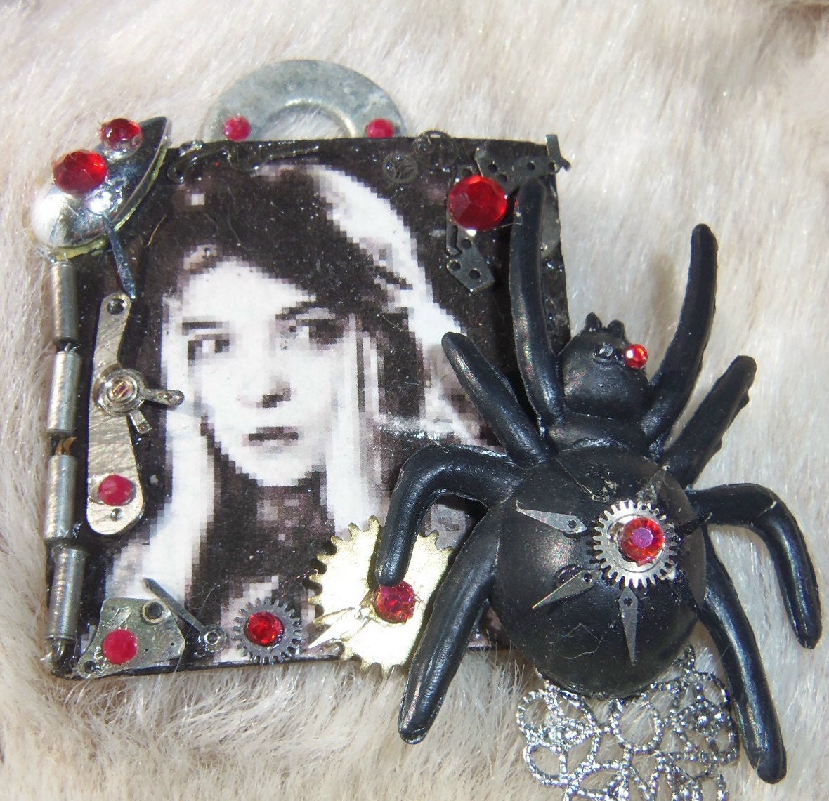 Pendant OMG A Spider
