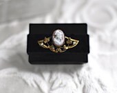 Maid of Honor Gift, Bride Keepsake Box, Something Old, Wedding Heirloom, Tiny Cameo Brooch, Ancestry, Victorian Trinket Box