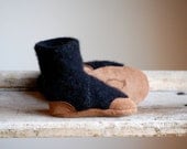 Baby Slipper Boots, Eco Friendly Wool & Leather, Size 0-12, 6-18, 12-24 months, Peekaboo