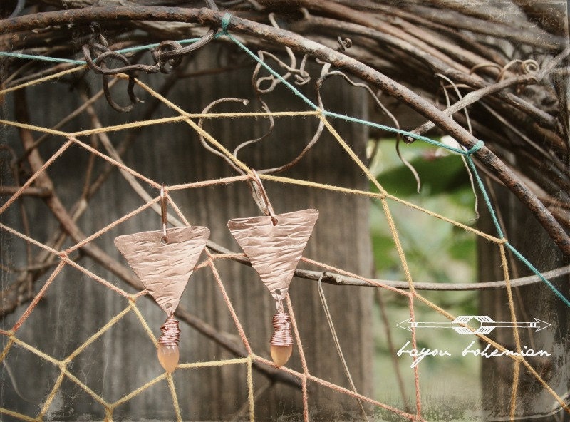 Hammered and Faceted TRI.bal earrings