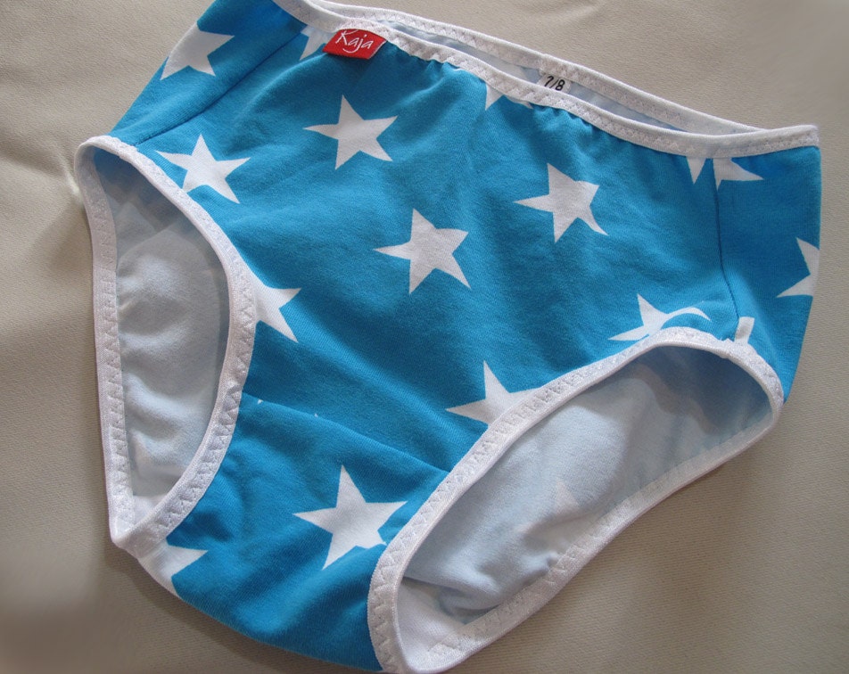 Panties - Turquoise stars - Girls underwear sz 122/128 (7-8yrs)