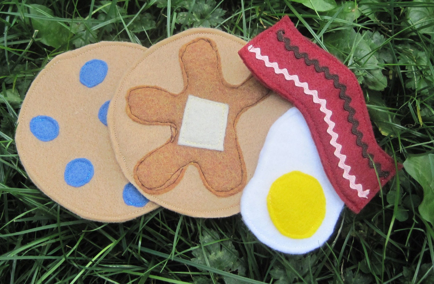 Felt Pancake, Egg, and Bacon Breakfast Set