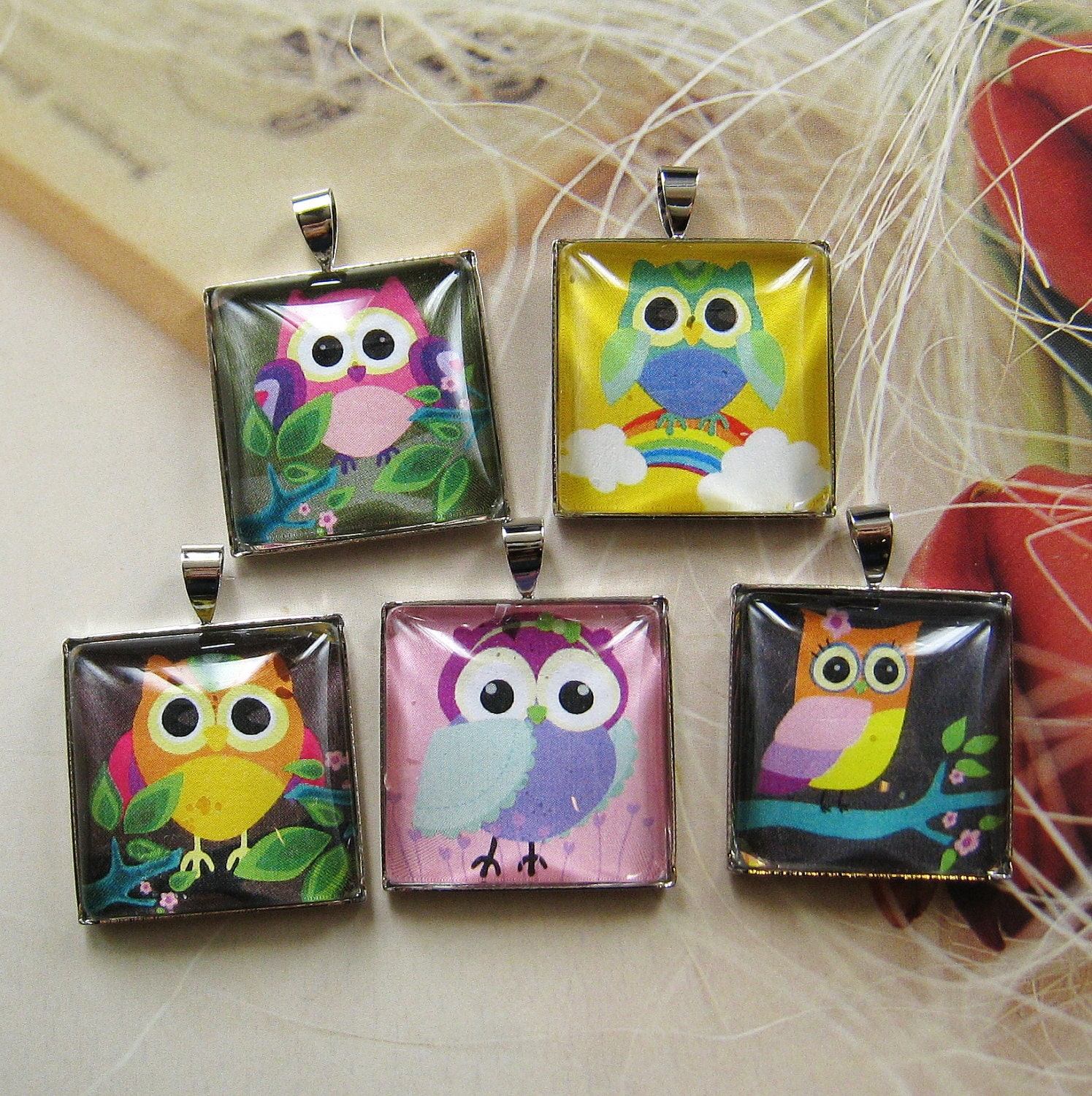 Handmade cute owl glass pendant/charm - 5 pcs (PA-E-Set F)