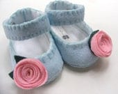 Baby Shoes Felt  - True Blue with Pink Rosettes Wool Felt