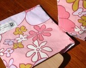 Pink 70s Flower Enviro-Lunch Set