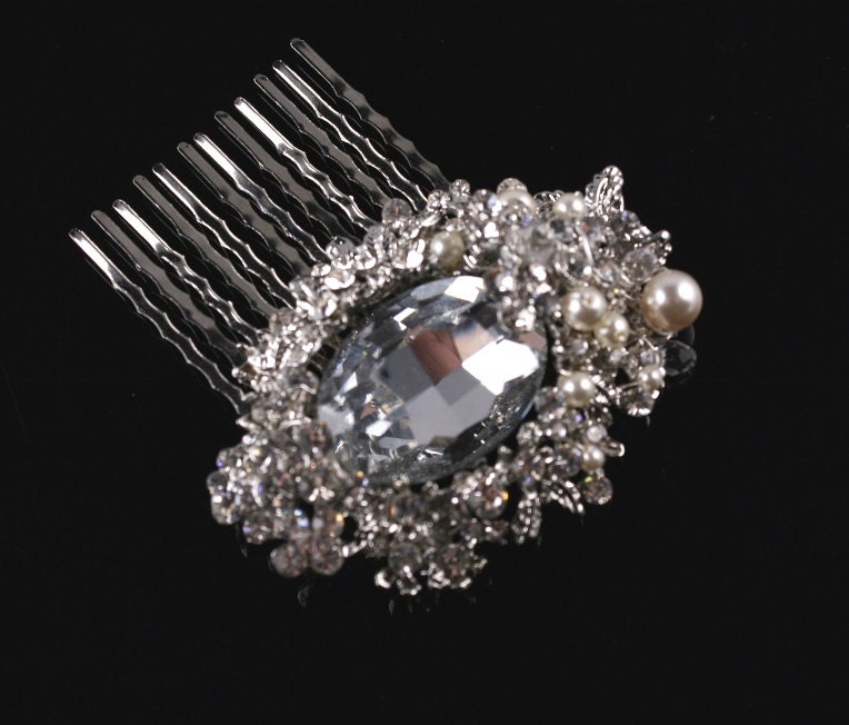 Bridal Haircomb, Wedding Head Piece, Rhinestone Haircomb, Wedding Hair Accessory, Crystal Brooch Style Comb