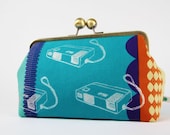 Home pouch - Retro cameras on bright turquoise - metal frame clutch bag