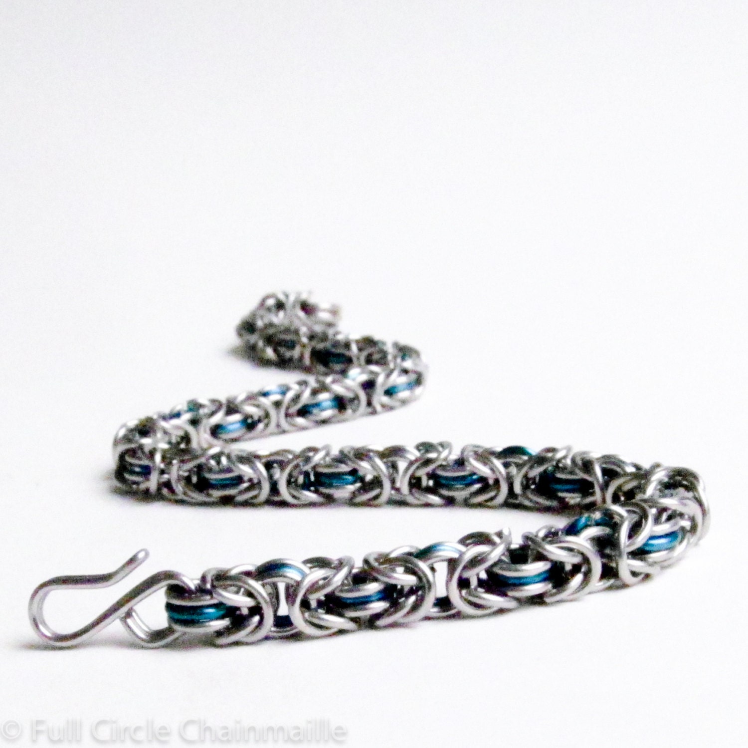 Chainmaille Bracelet - Thin Blue Byzantine
