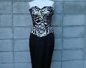 Vintage 1980s Gunne Sax Formal Prom Dress Strapless Sweetheart Black and Silver