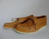 VINTAGE caramel brown LEATHER MOCCASIN shoes (mens 9 - womens 10.5)