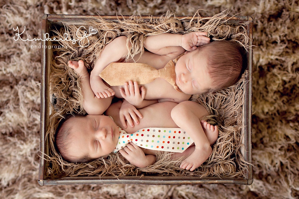 Brock 0-3 Newborn Baby Boy Photo Prop Neck Tie - Baby Boy Props, Newborn Photography, Handmade Props, Adjustable Neck Tie