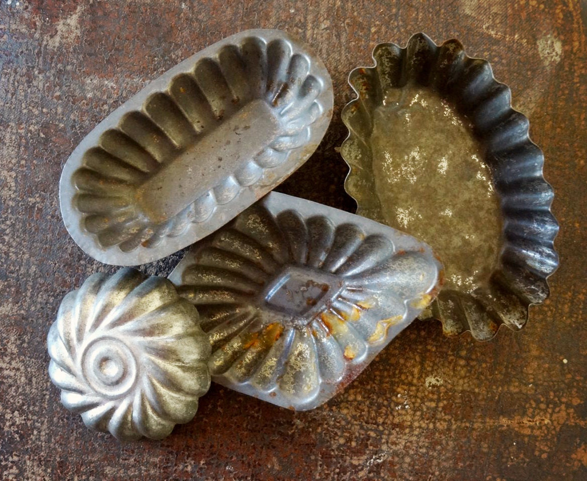 vintage baking tins from Europe, set of 4 fluted tart tins all with fabulous patina