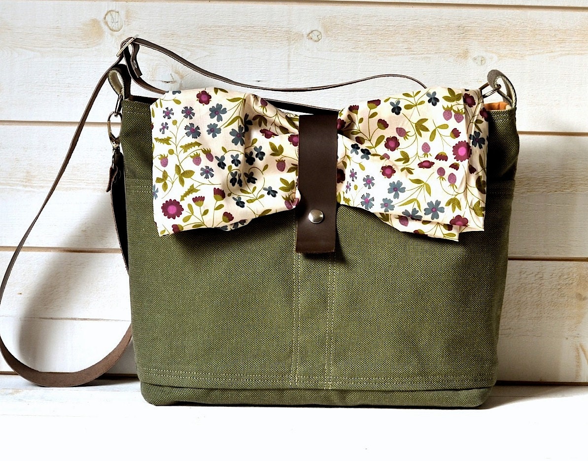 Unisex Waterproof  OLIVE GREEN 2 Messenger bag  / Laptop Bag / Diaper Bag / Travel Bag / Cross body