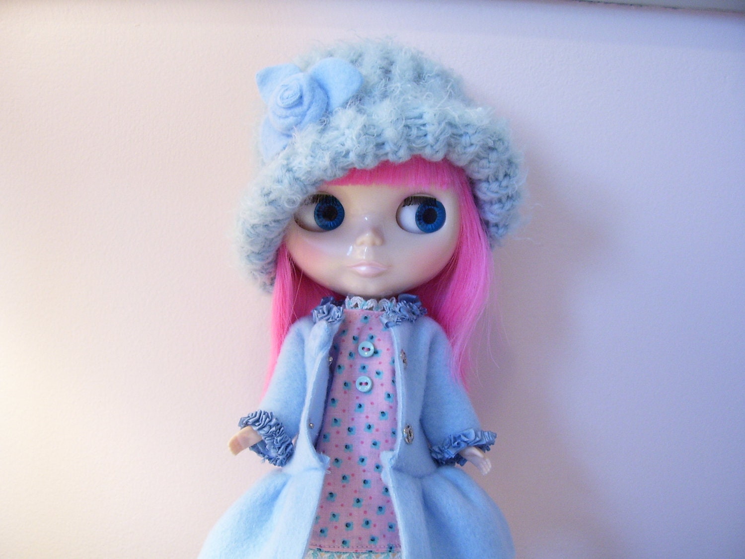 2 Piece Blythe Outfit....Coat and Hat...Alice Blue