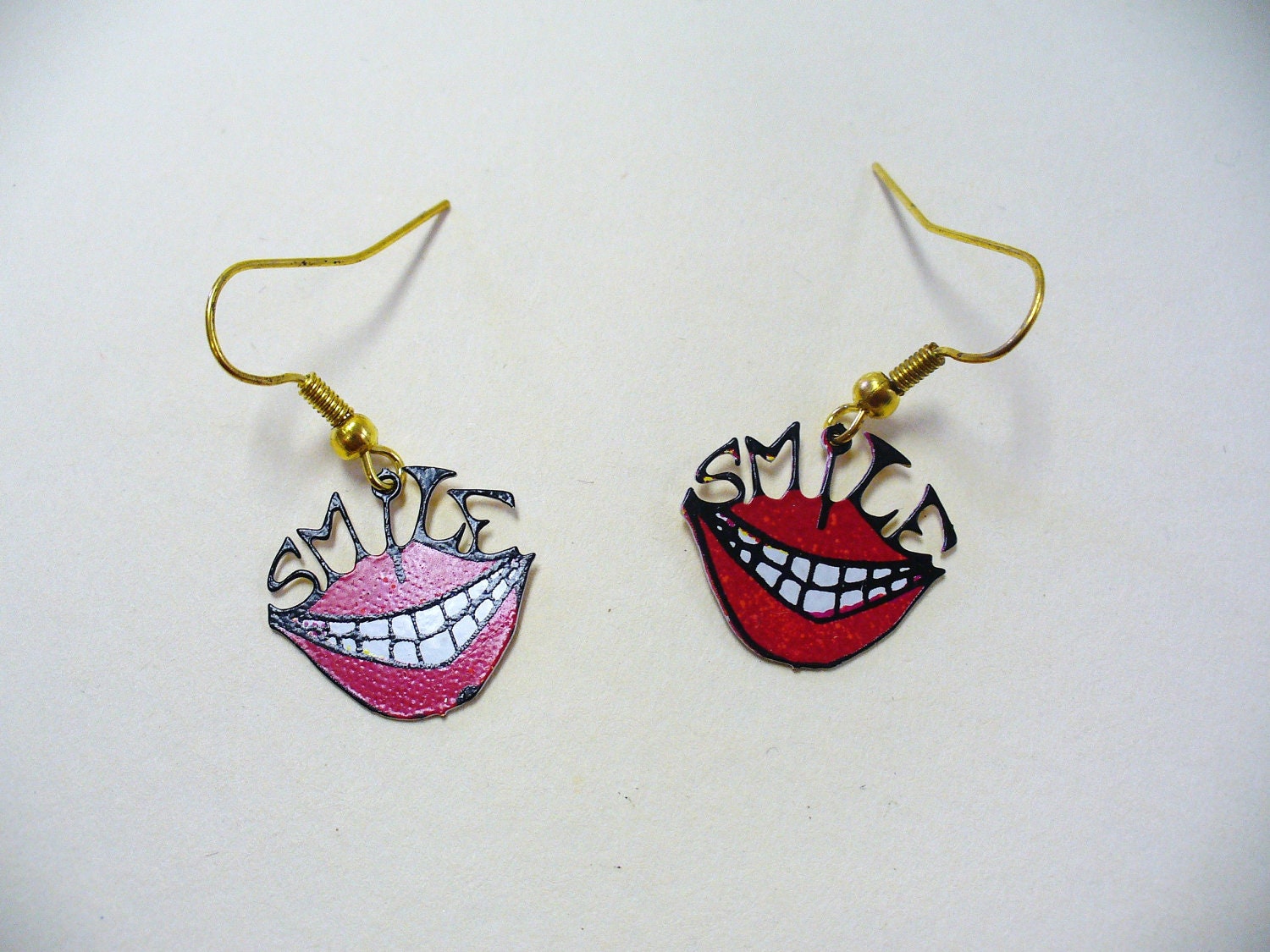 Vintage 70s Novelty Smile Earrings DEADSTOCK