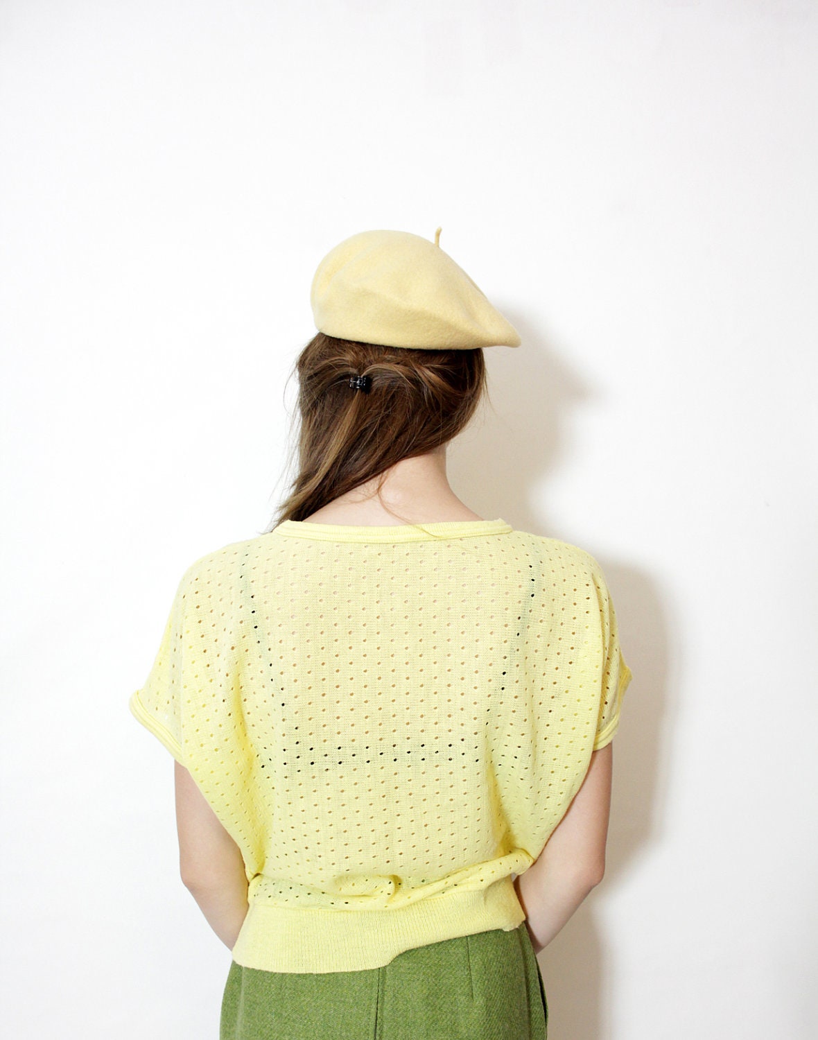 Vintage yellow beret