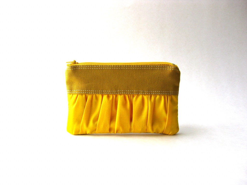 Coin purse, zipper pouch, gadget case - The True Romantic Coin Purse in mustard / yellow