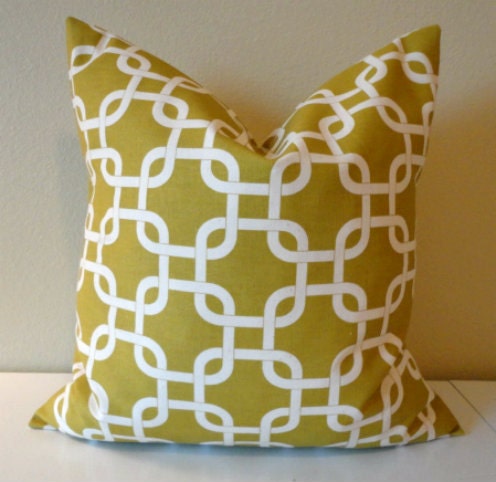 SINGLE 18 x 18 Pillow Cover // Multiple Fabric Options