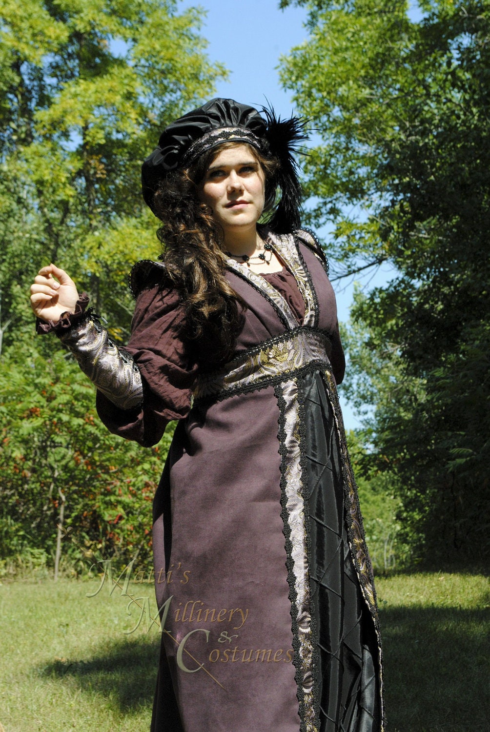 15% OFF Renaissance Italian Borgias Ever After dress costume with 5 pieces in black & purple