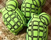 CATNIP GRENADES- 3 PACK