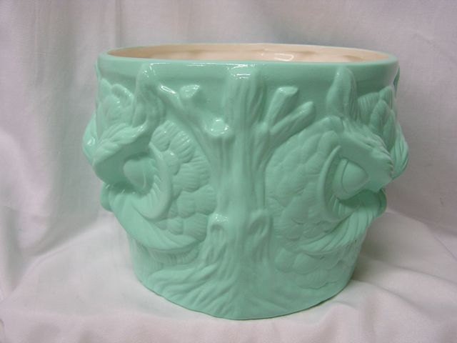Guardian Owl Garden Planter Mint Green
