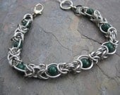 Bracelet - Chainmail - silver rings with green bead Suspended Byzantine