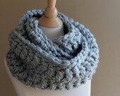 Reykjavik Hand Crocheted Bulky Wool-Blend Infinity Cowl in Cloud Blue