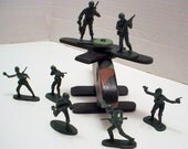Mini-Army Camo Helicopter with Army Men