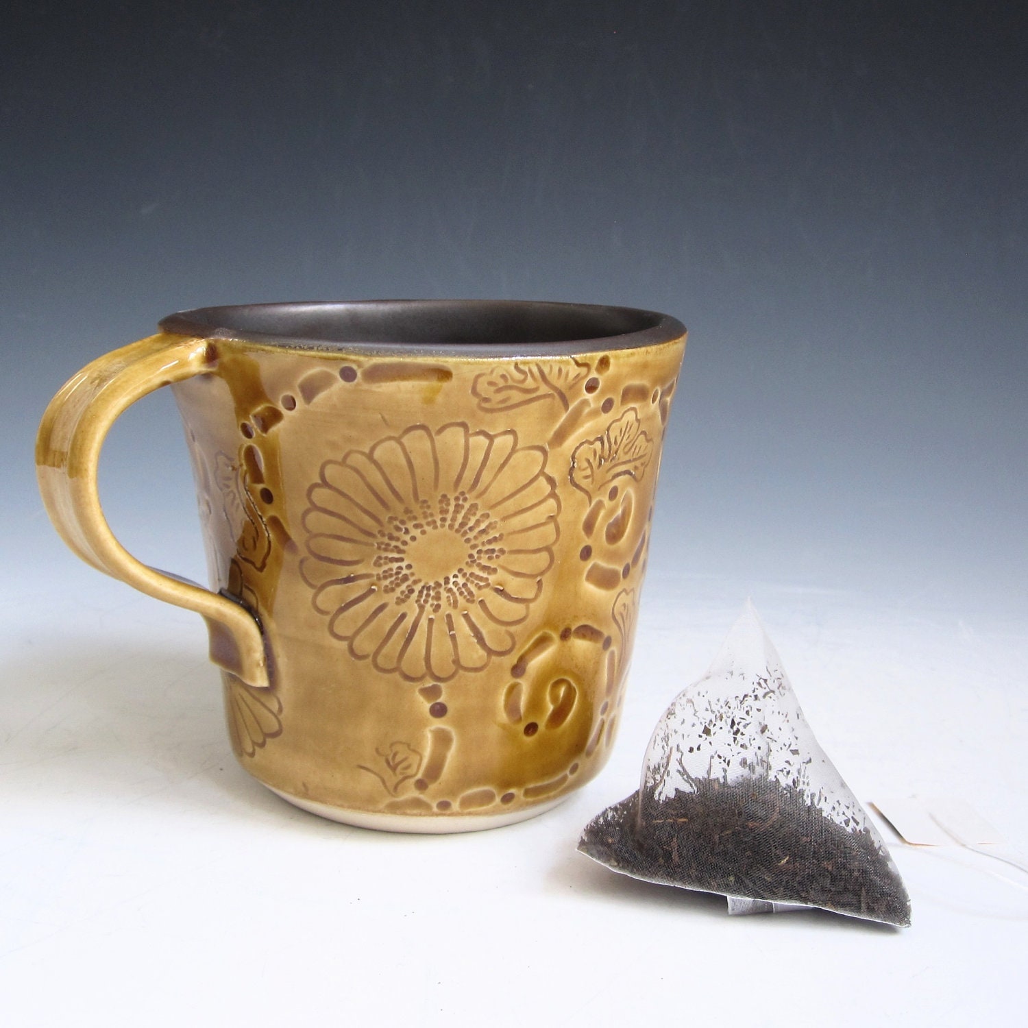 Ceramic Mug in Golden Yellow and Black with Chrysanthemums