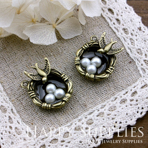 4Pcs Nickel Free - High Quality  Antiqued Vintage Bronze Bird Nest Charms / Pendants (26629)