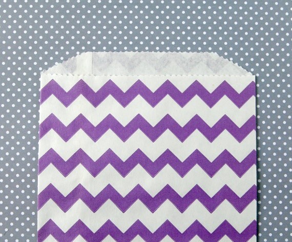 Purple Chevron Goody Bags / Favor Bags / Treat Bags (20) - 5 x 7.5 inches - Midi Size Il_570xn