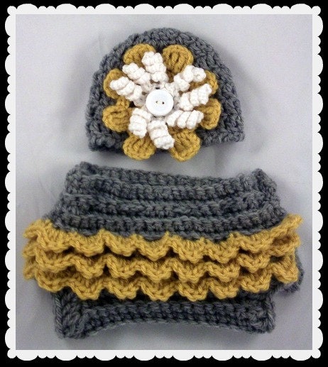 Trendy Grey and Yellow Ruffled Diaper Cover and Hat with Flower, Christmas Gift, Photo prop, Baby Shower