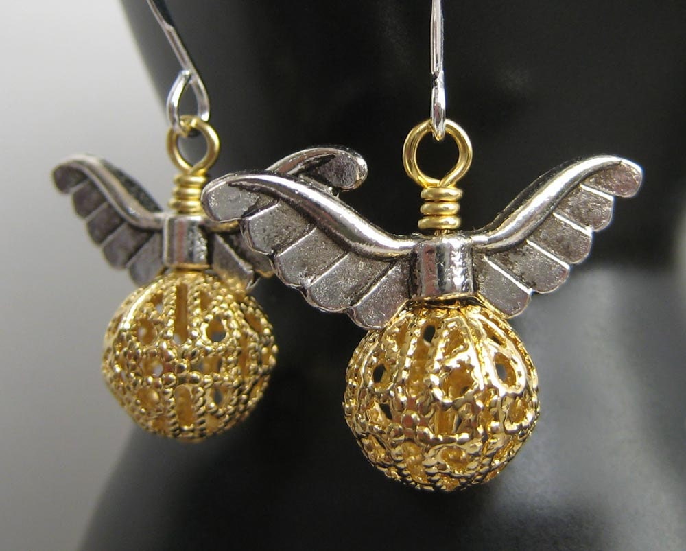 Golden Snitch Earrings - Harry Potter Inspired (Silver Wings Filigree E332Silver)