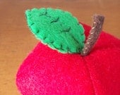 Felt Food Apple Fruit Eco Friendly Pretend Play Food for Childrens Toy Kitchen - Stuffed with Sustainable Bamboo Fiber