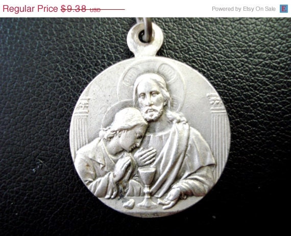 On Sale 25% Off - Vintage Spanish First Communion Catholic Medal - Jesus Christ Medal